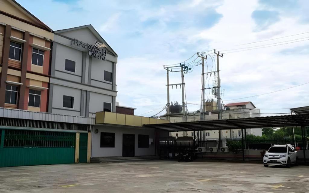 Oyo 568 Rajawali Homestay Palembang Exterior foto